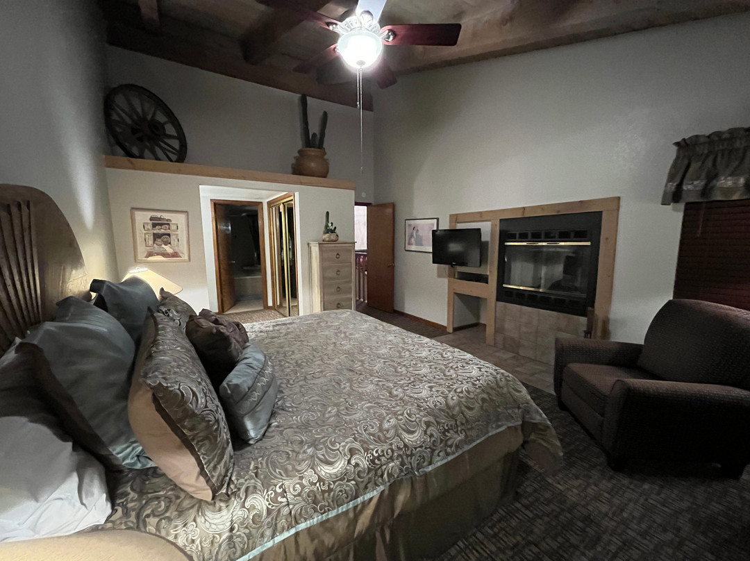 Quality Hill Resort Villas