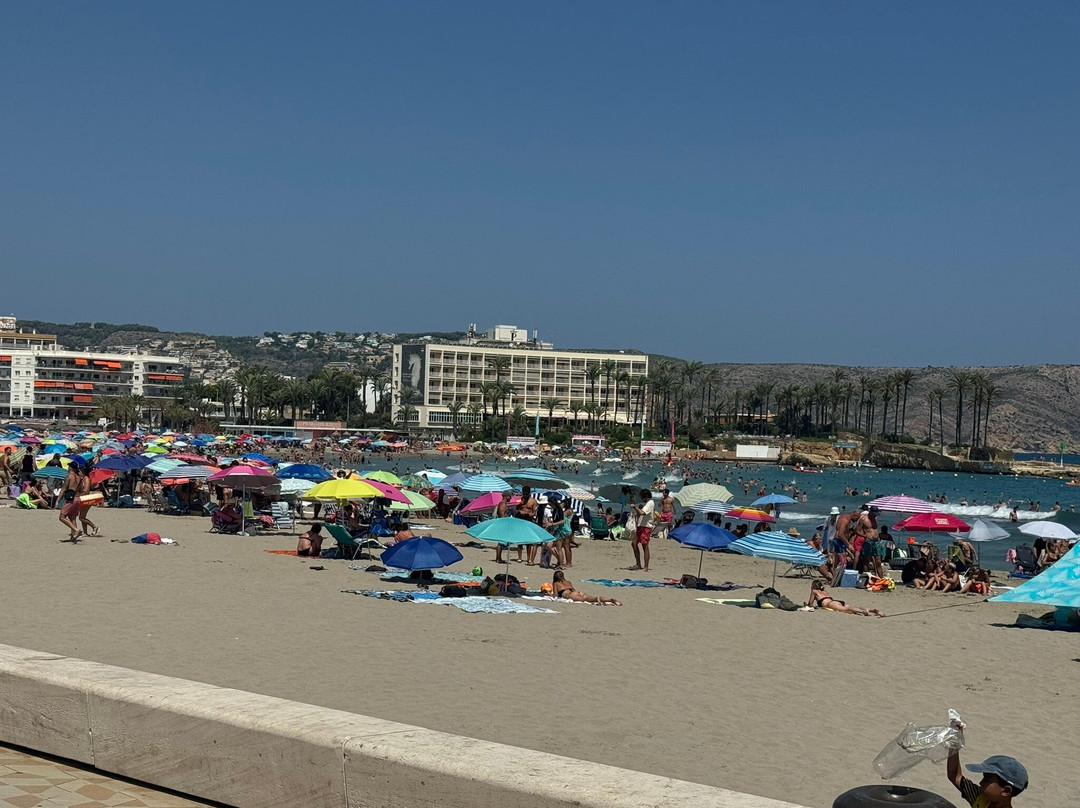 Playa del Arenal-哈韦阿必去景点