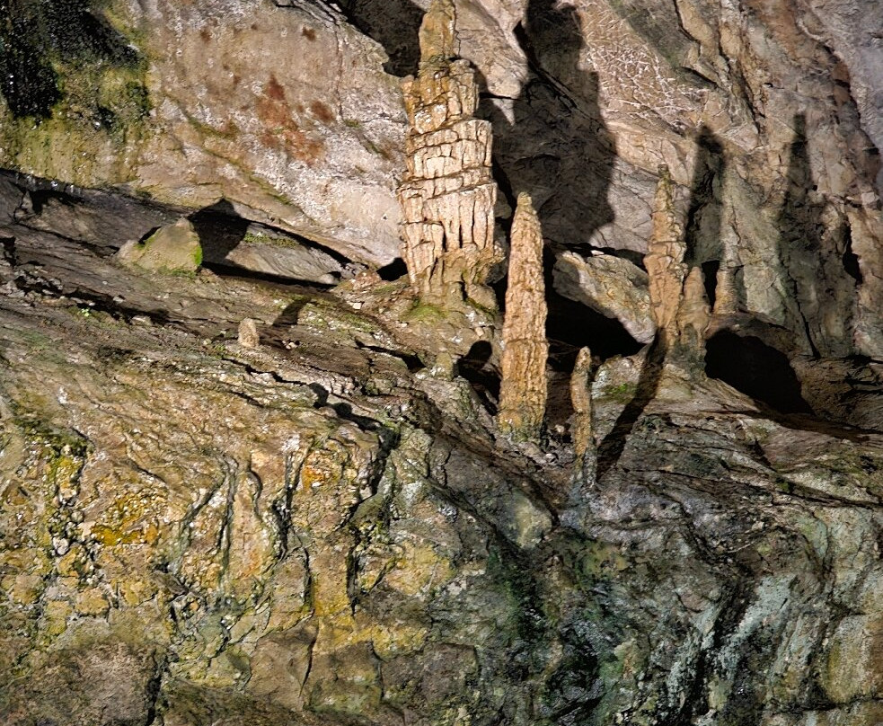 St. Beatus-Höhlen, Swiss Caves-Sundlauenen必去景点