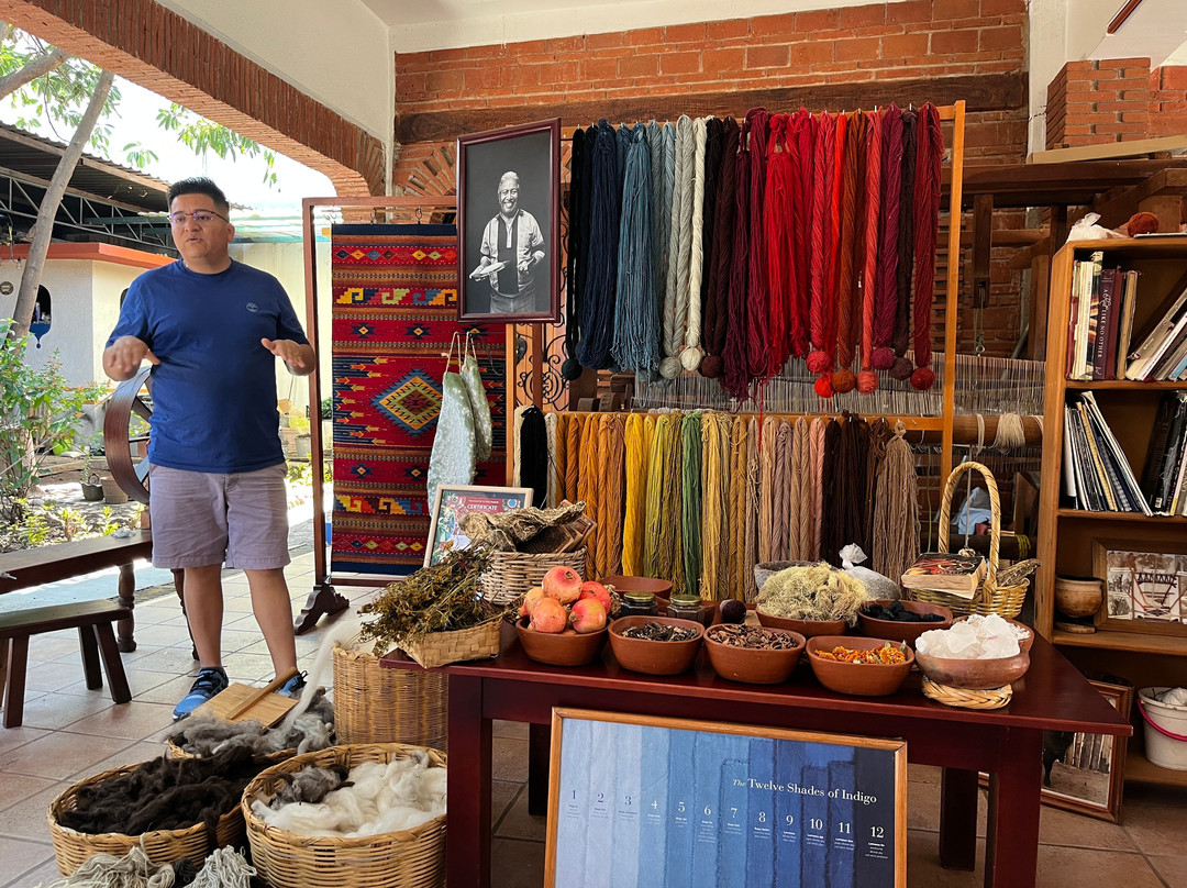 Isaac Vásquez Studio by The bug in The Rug-Teotitlan del Valle必去景点