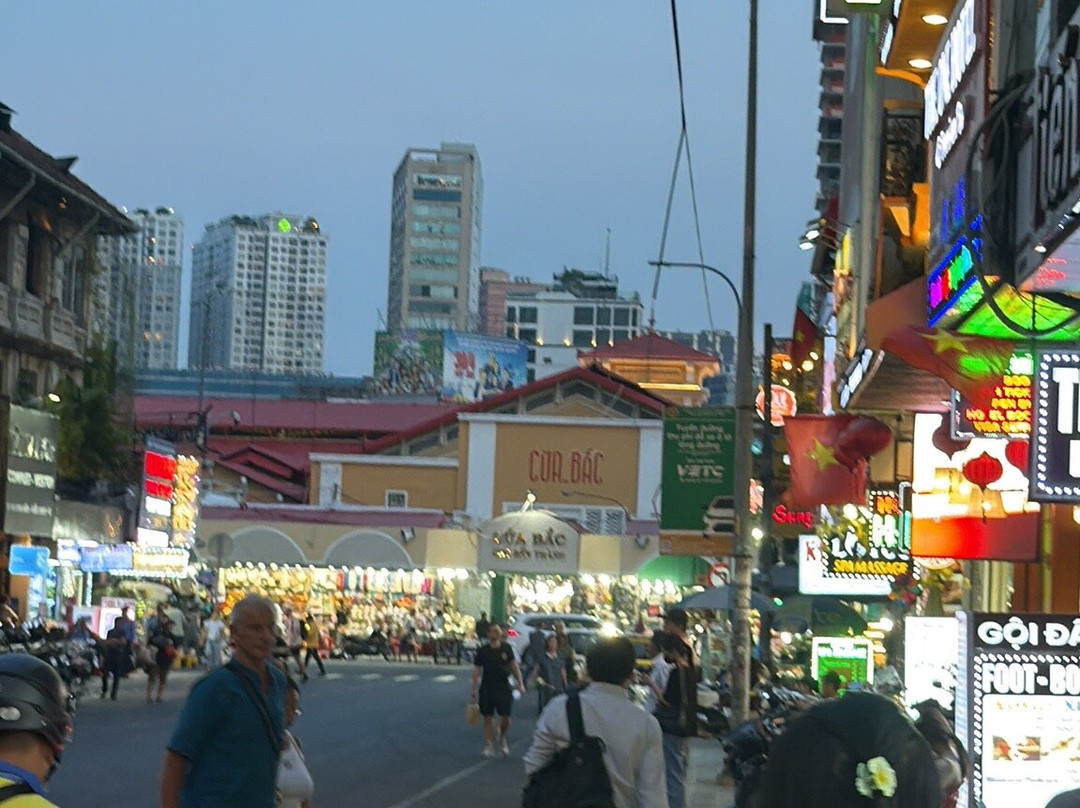 西贡拉希斯塔尊贵酒店主图