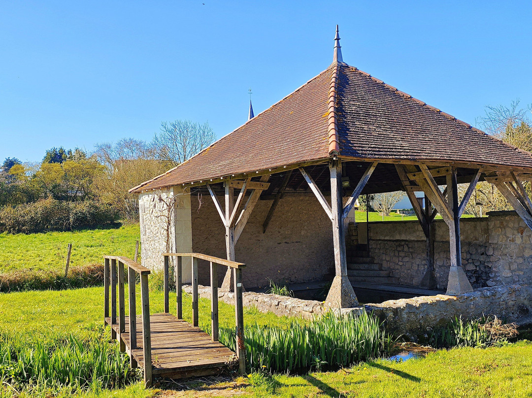 Lavoir communal-Leigne-les-Bois必去景点