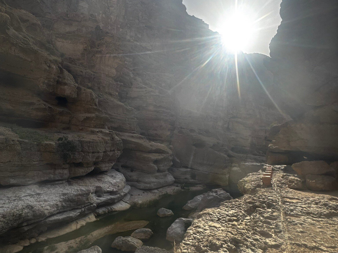 Wadi Shab-提维必去景点
