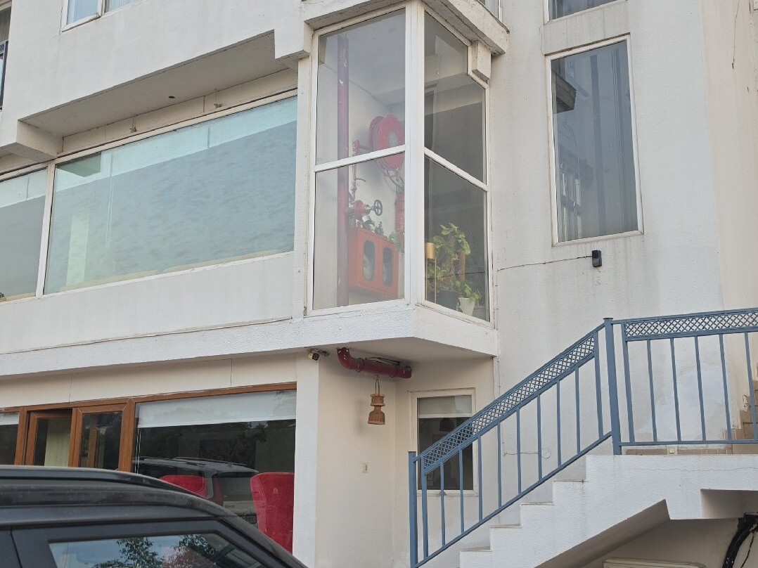 河滨度假屋酒店主图