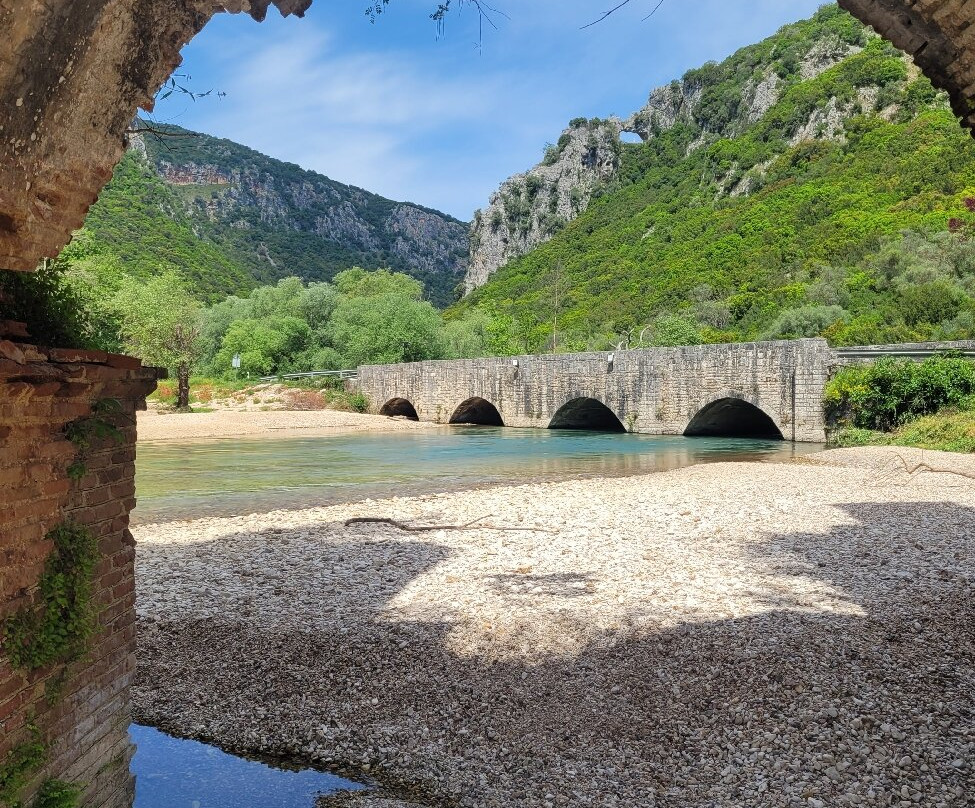 Roman Aqueduct of Nikopolis-Filippiada必去景点