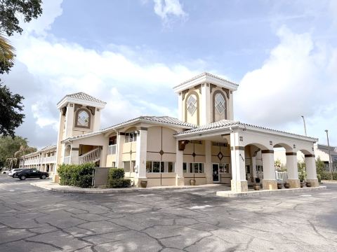 克莱蒙西基西米凯艺酒店-度假村/酒店