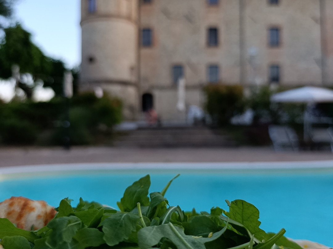 Castello di Baccaresca-古比奥必去景点