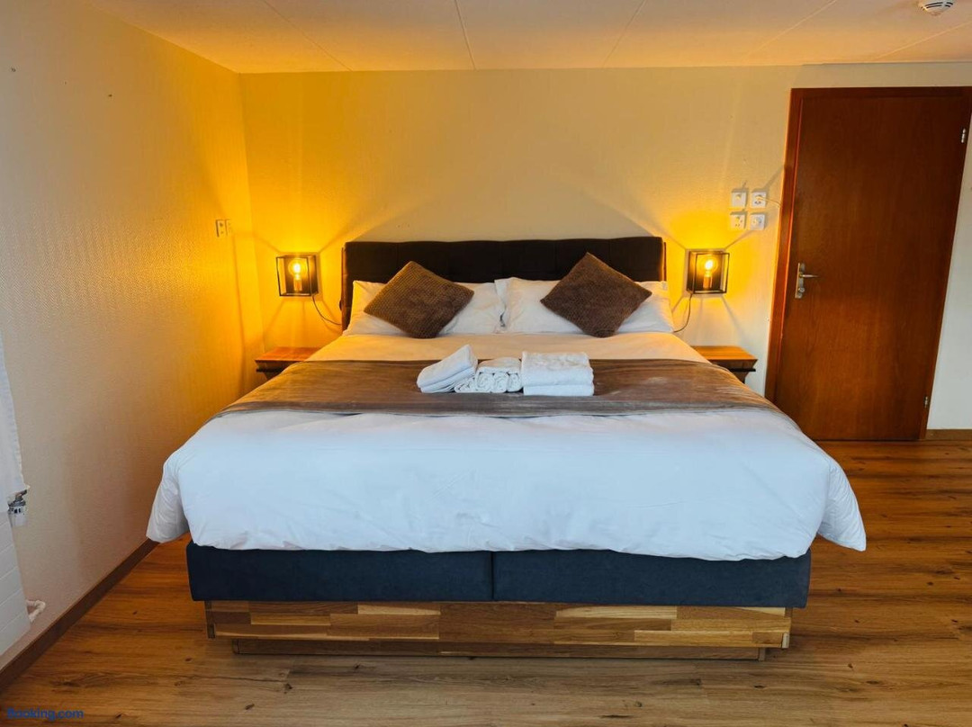 HausHarder Rooms