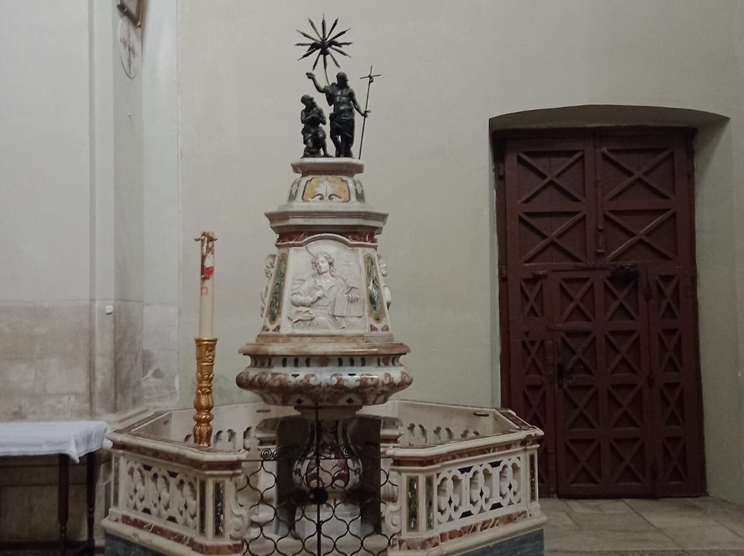 Basilica di Santa Maria Assunta-Castel di Sangro必去景点