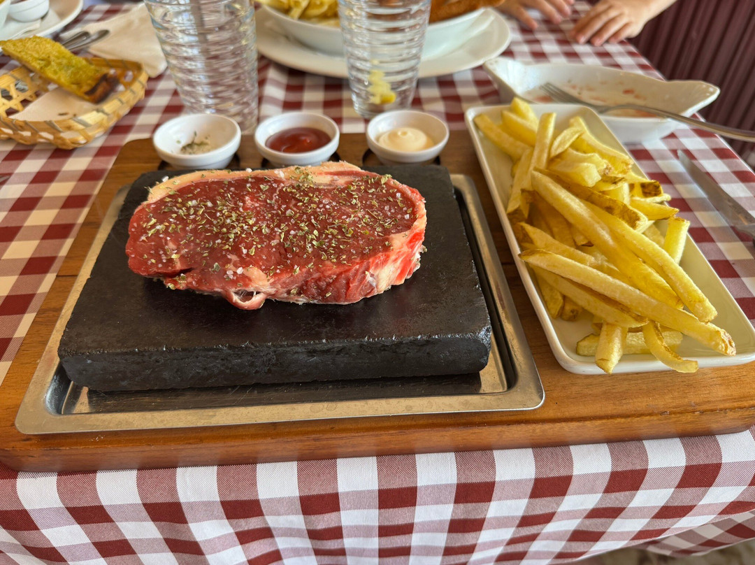Sunshine Pub & Grill