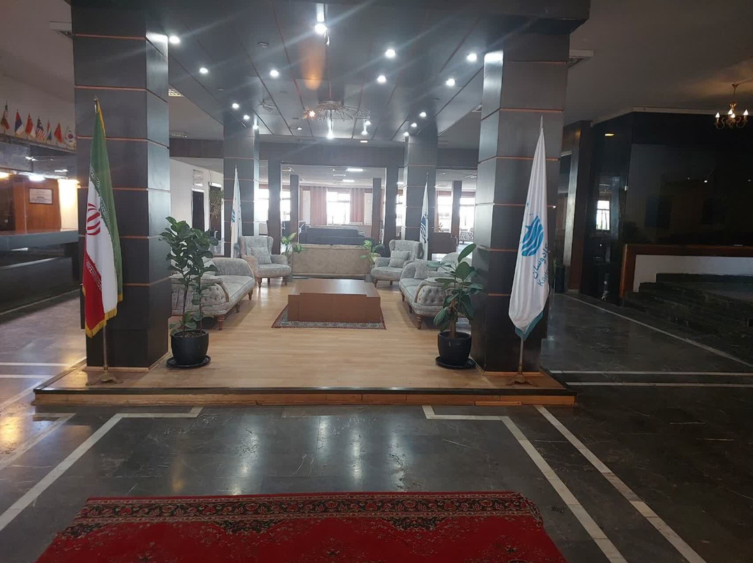 Kadoosan Grand Hotel