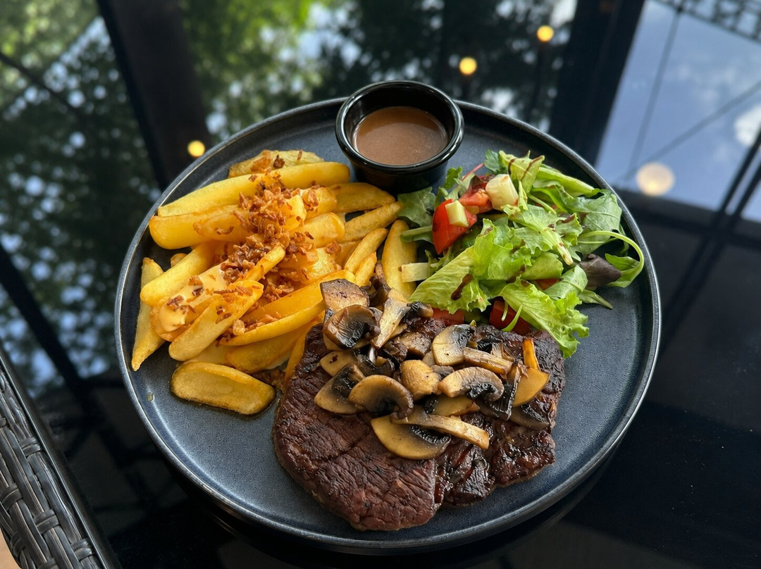 Chayka Restaurant