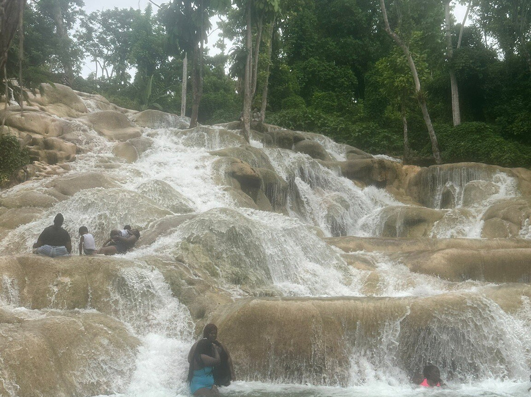Dunn's River Falls and Park-奥乔里奥斯必去景点