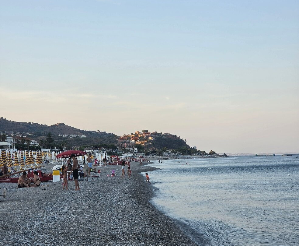 Brondi's Beach-Montepaone必去景点
