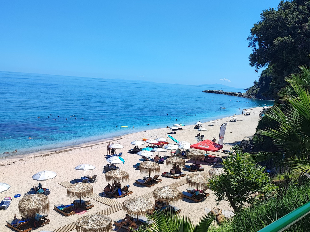 Plaka Beach-Mouresi必去景点