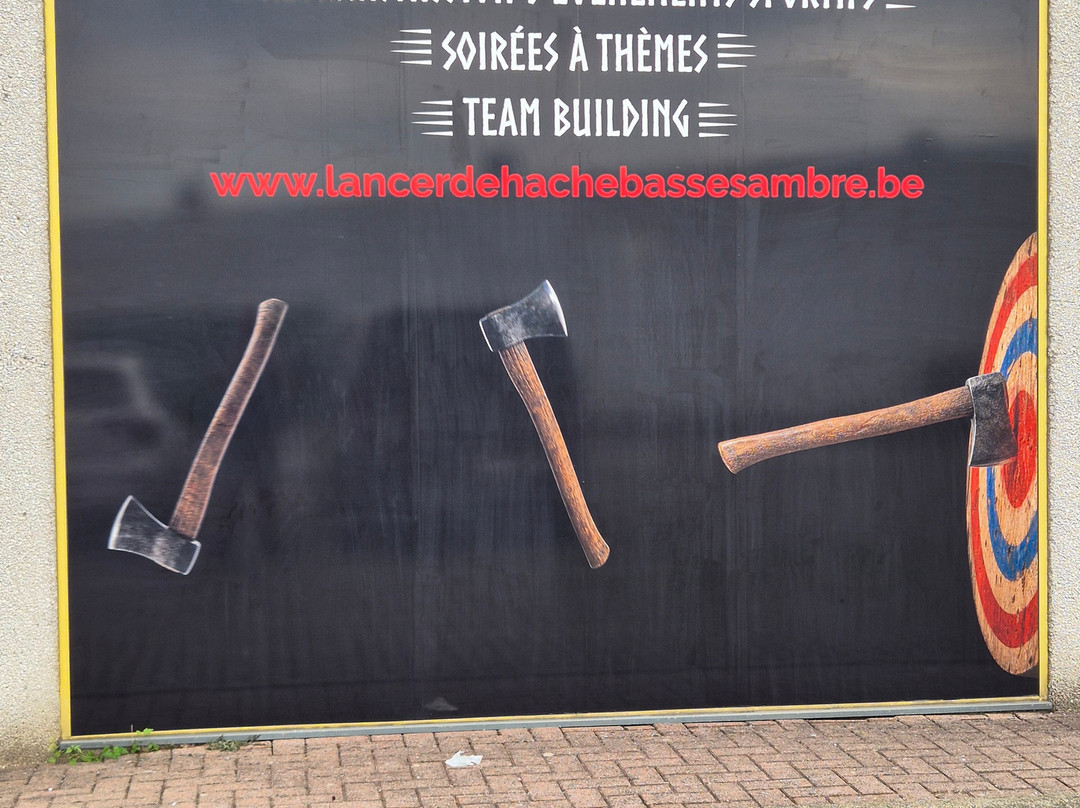 Lancer de Hache - L'HACHEZ-VOUS BASSE SAMBRE-Jemeppe-sur-Sambre必去景点