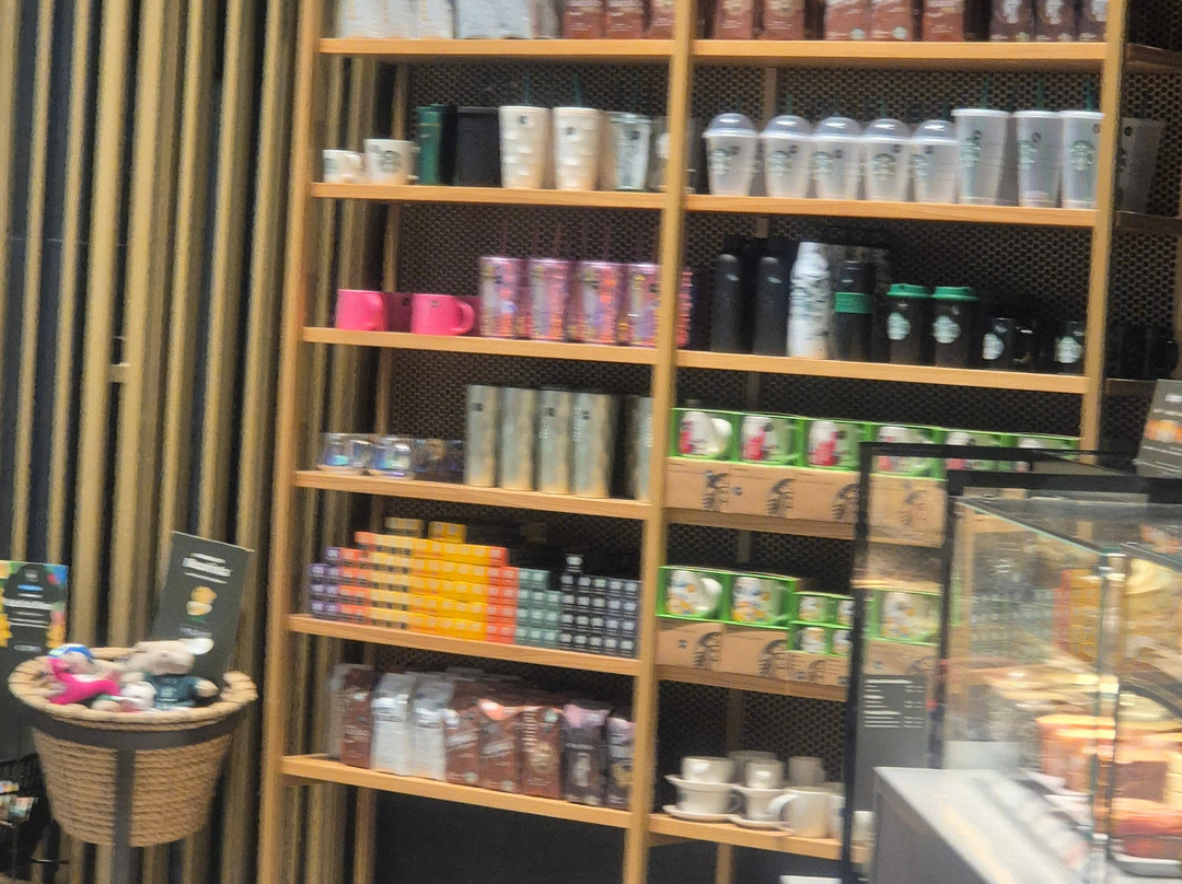 莱岑丹海牙弗莱彻餐厅酒店主图