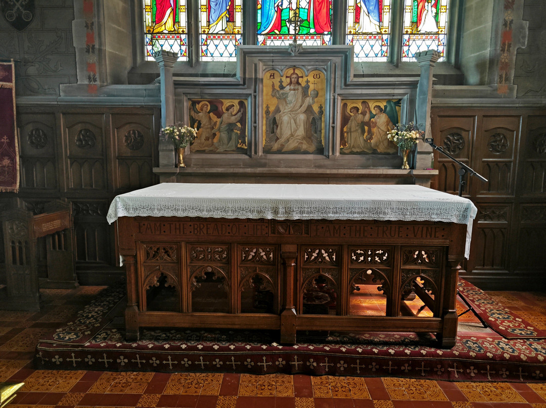 St Peter and St Eurgain Church-Northop必去景点