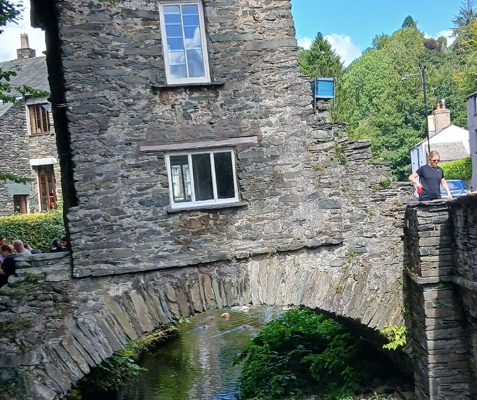 桥楼旅馆-安布赛德必去景点
