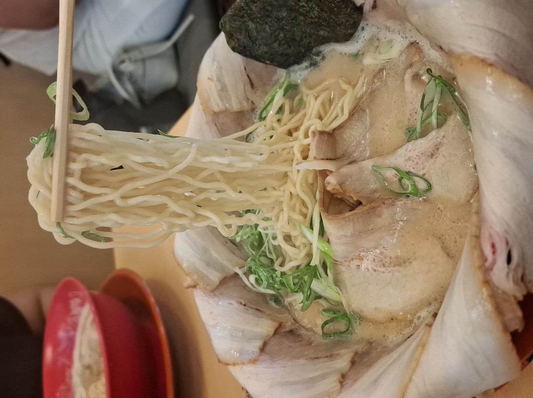 麺道しゅはり 三宮センタープラザ店