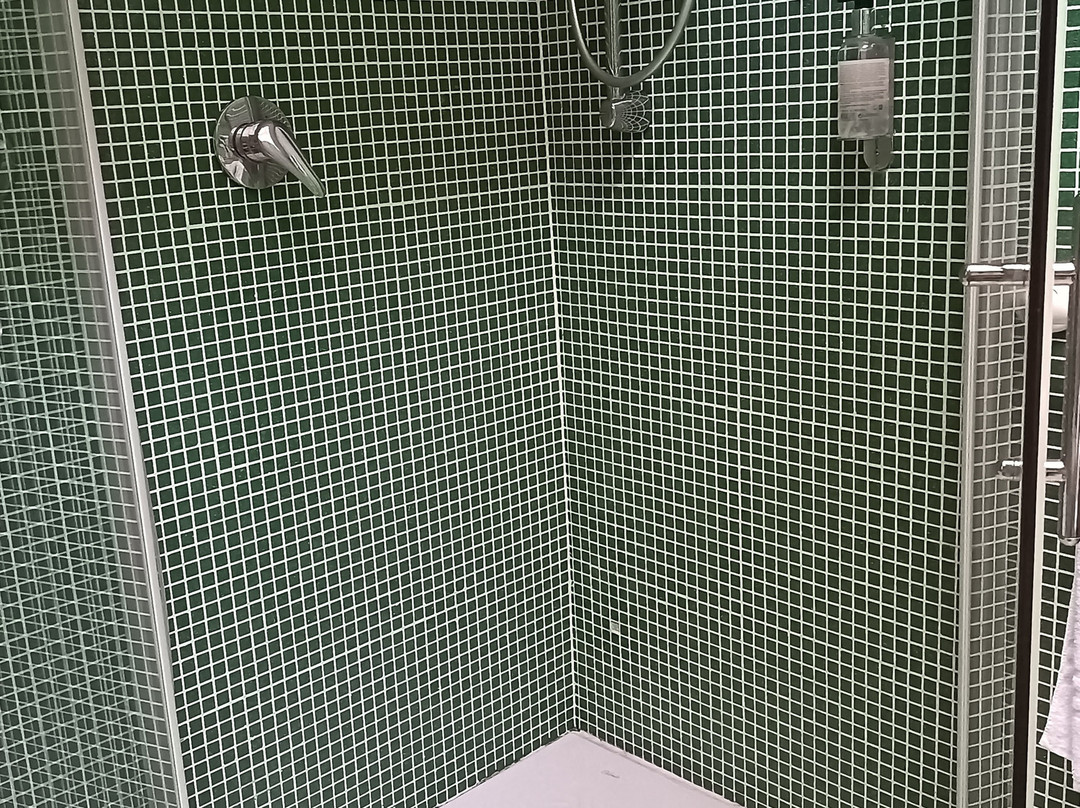 拉特拉蒙塔纳酒店主图