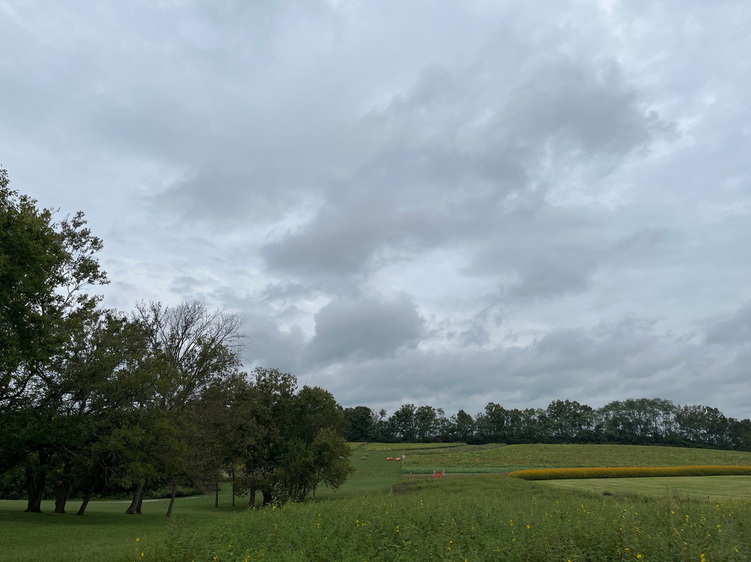 Middle Springs Farm-Paris必去景点