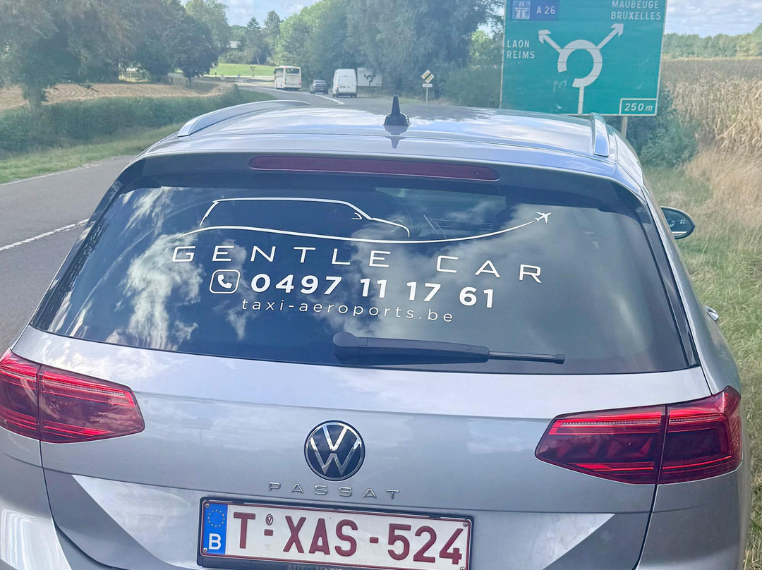 Airport-taxi-charleroi-夏勒华必去景点