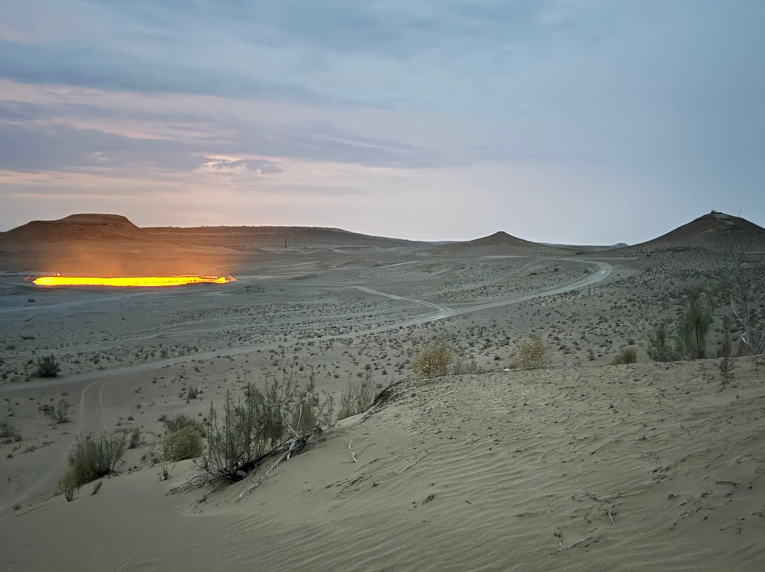 Darvaza Gas Crater-Darvaza必去景点
