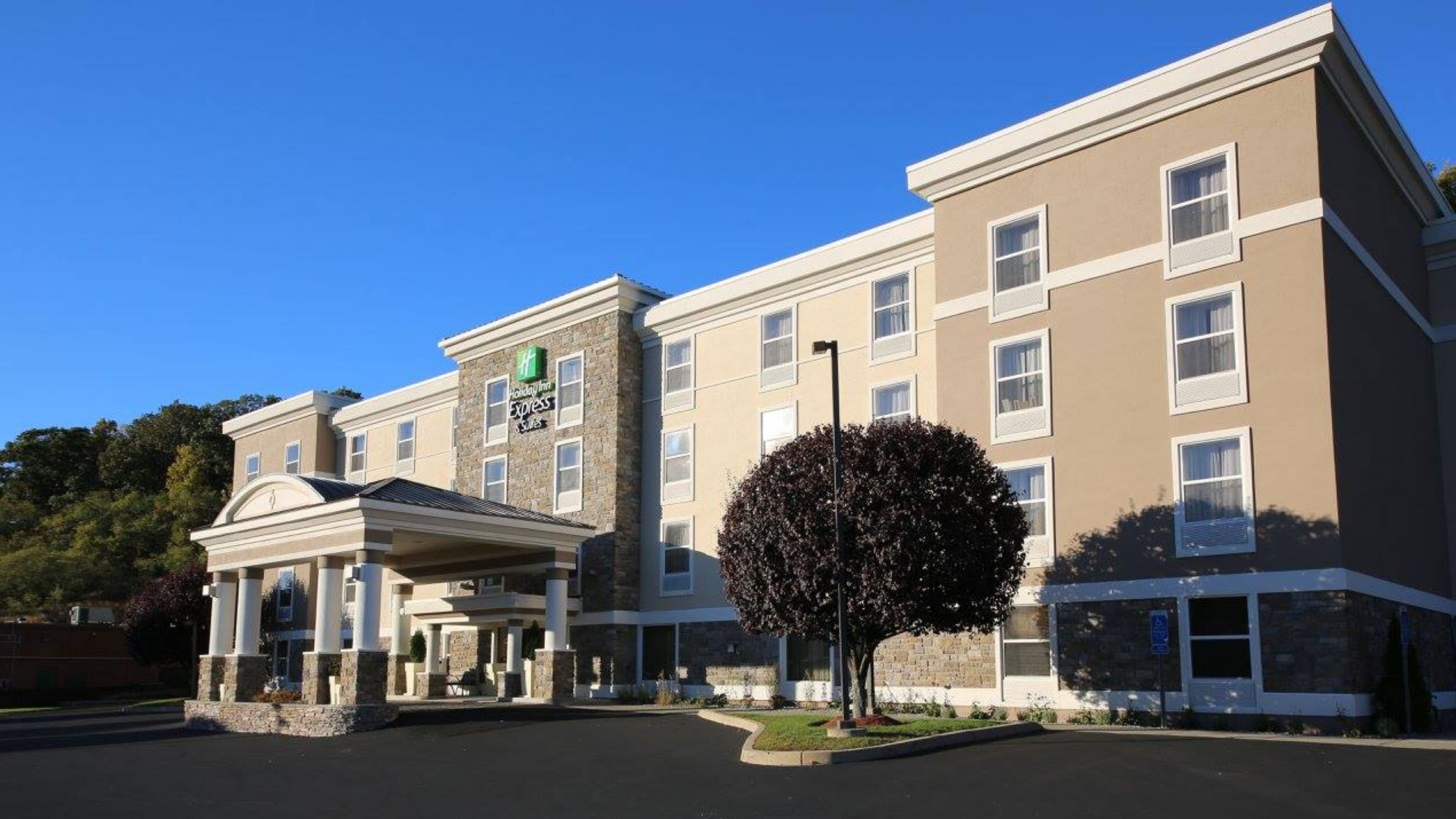 Holiday Inn Express & Suites Danbury - I-84 By IHG-官方