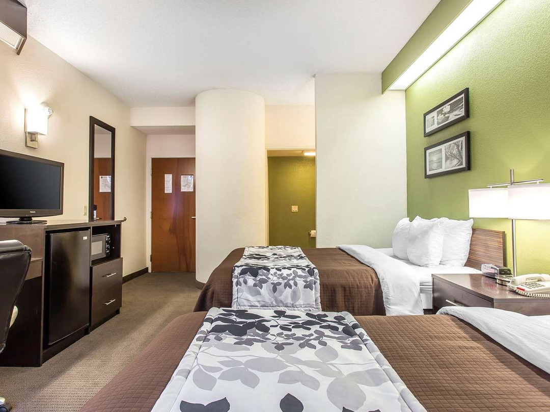 Sleep Inn & Suites主图