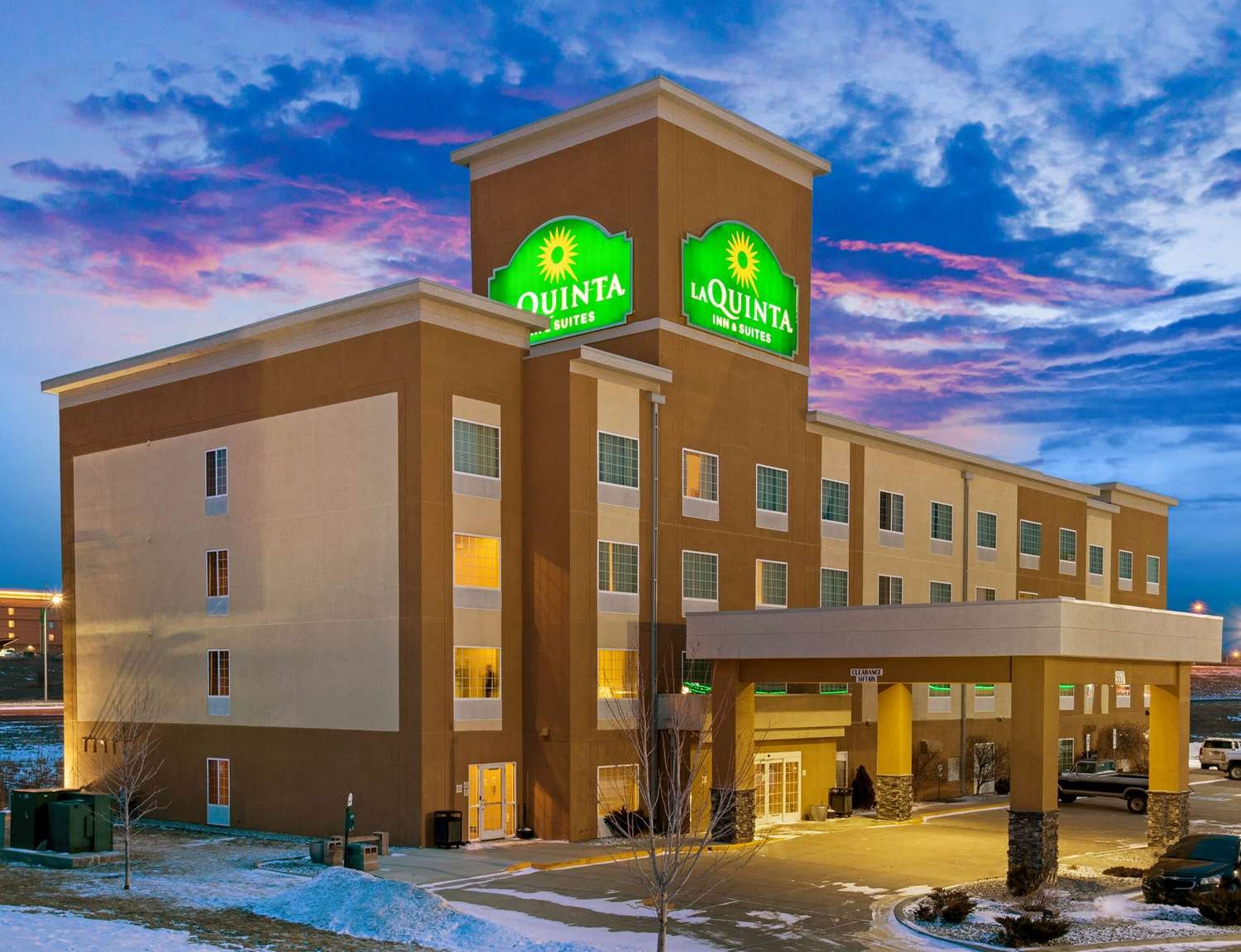 La Quinta Inn & Suites by Wyndham Dickinson-官方