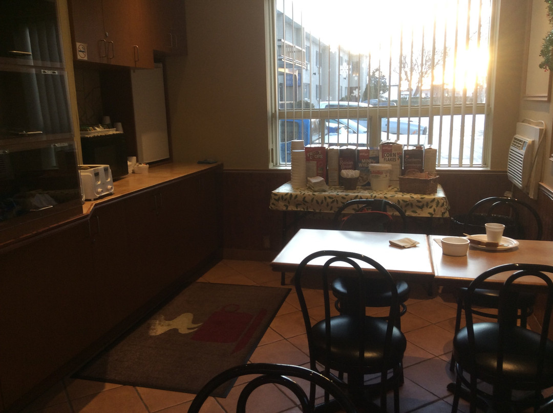 Motel Capri Et Suites