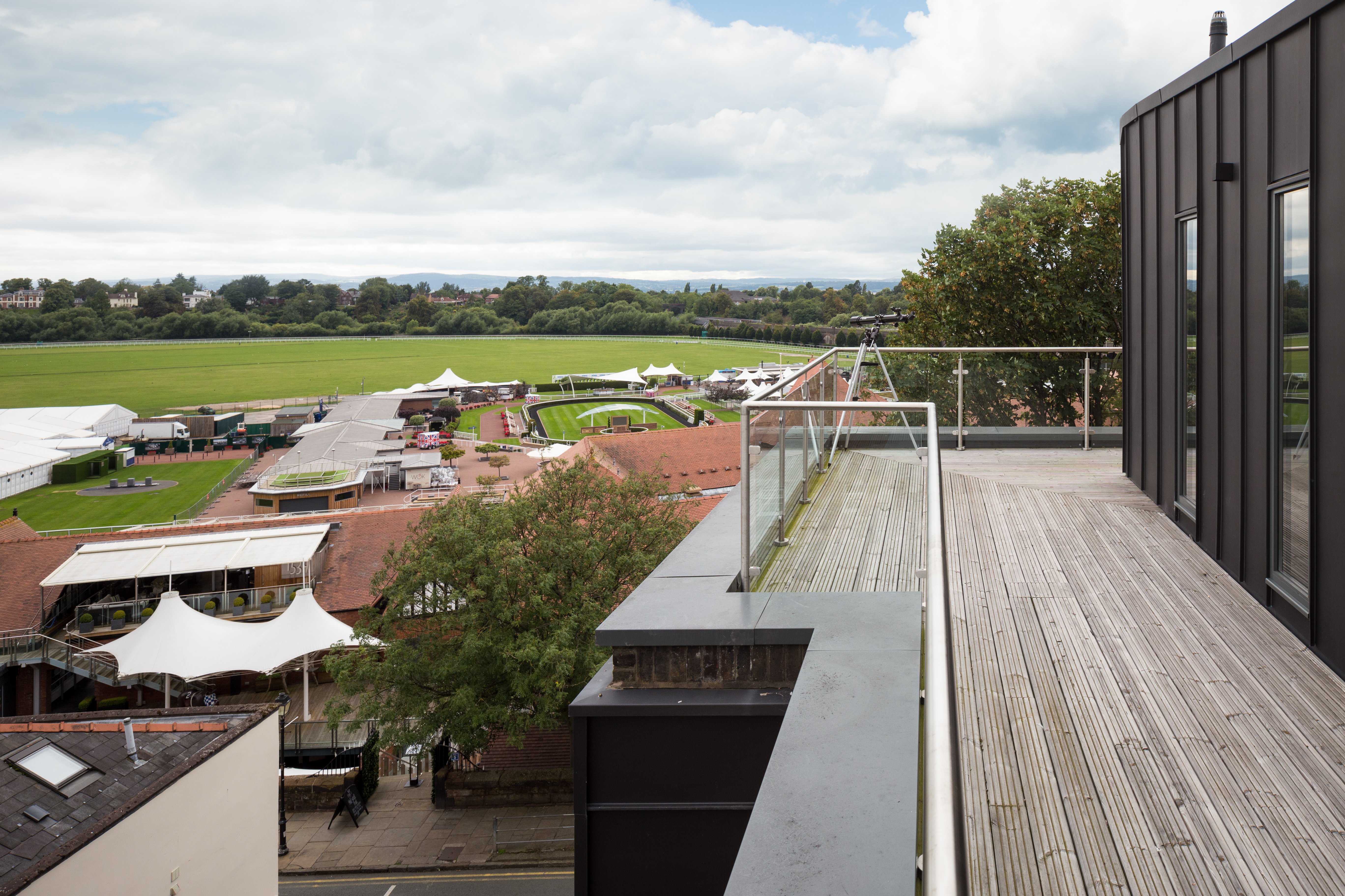Roomzzz Aparthotel Chester City-官方