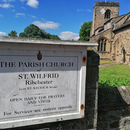 St Wilfrid's Church景点图片