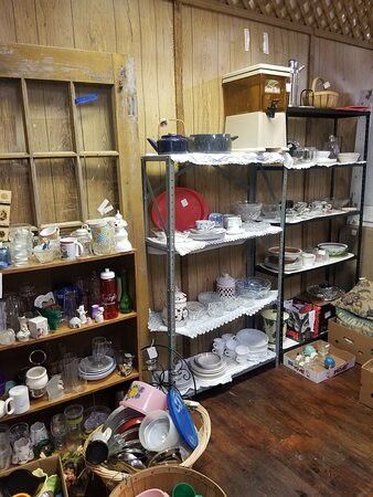 Backroads Flea Market-Greenfield必去景点