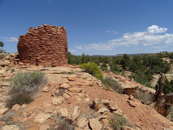 Cave Canyon Indian Towers-布兰丁必去景点