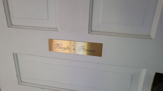 The Gingerbread House B and B主图