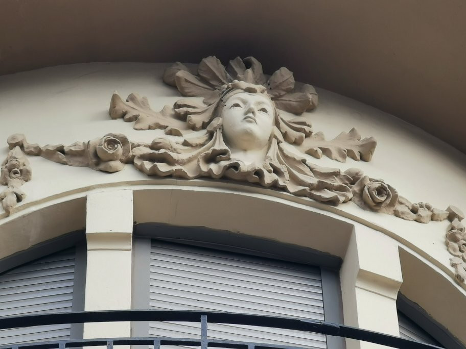 Edificio La Reconquista-梅利利亚必去景点