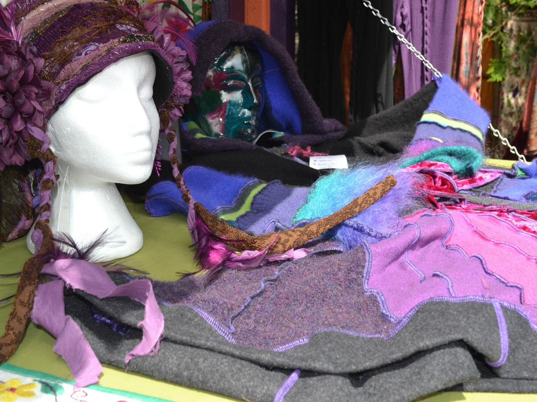 Amanda Sew & Sooo-托伯莫里必去景点