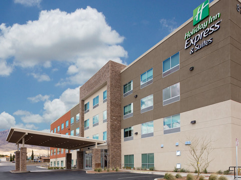 Biggs Field酒店住宿-Holiday Inn Express & Suites El Paso North By IHG