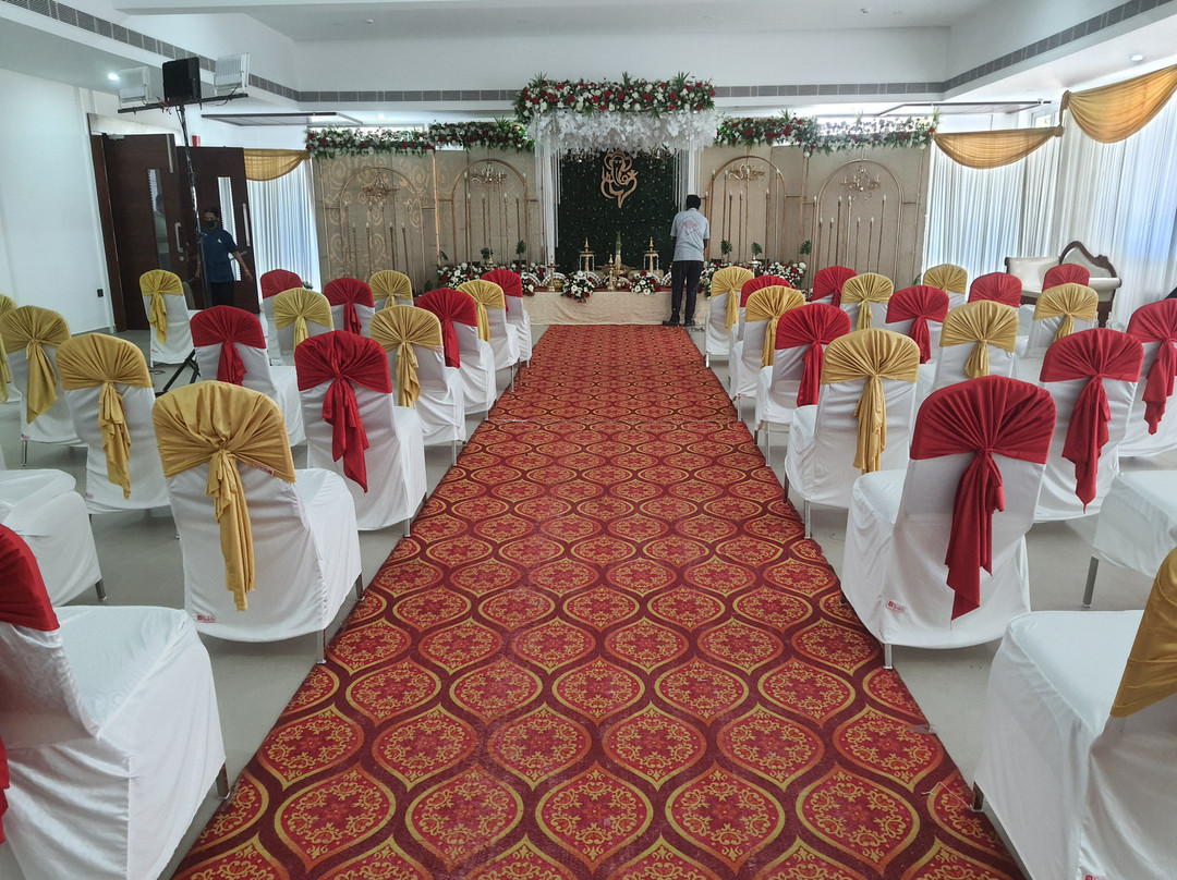 Ark Hotel & Convention Centre