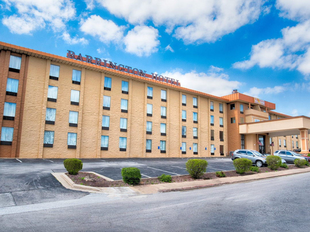 巴灵顿套房酒店主图