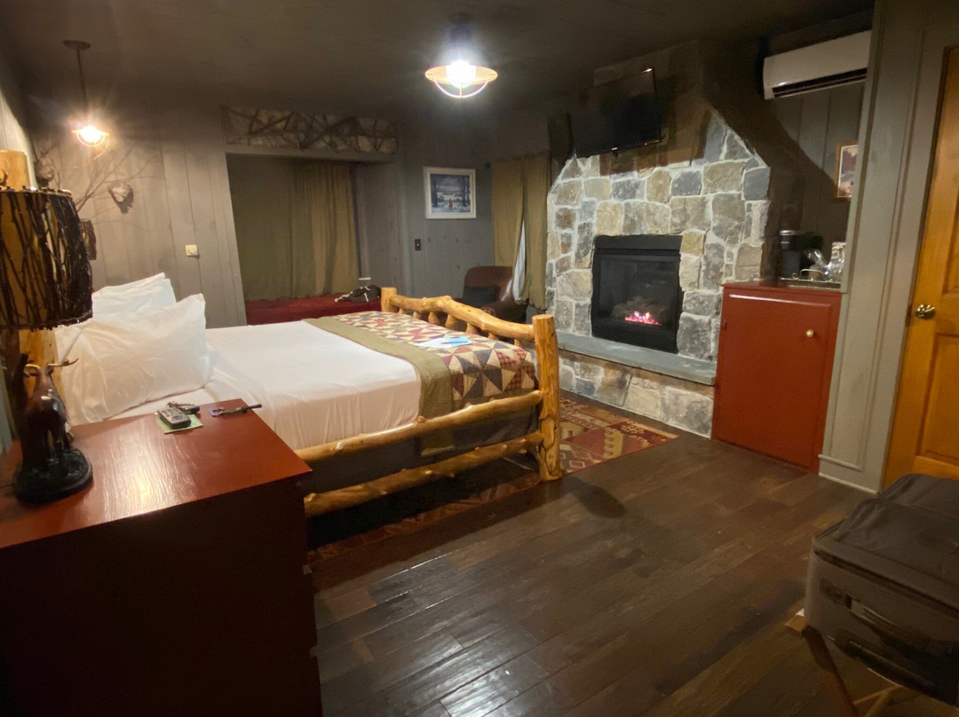 Friends Lake Inn主图