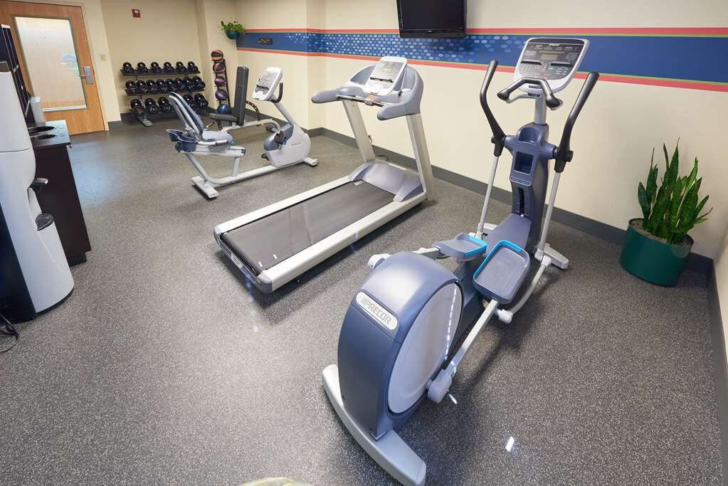 Hampton Inn Massillon主图