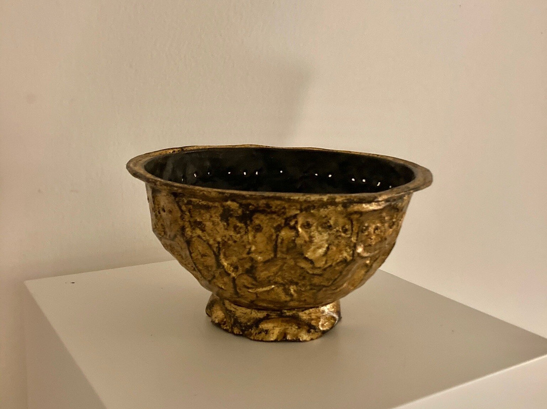 CLOISTER Art Gallery景点图片