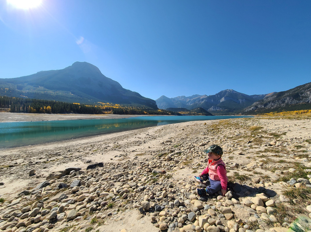 Barrier Lake-卡那那斯基斯必去景点