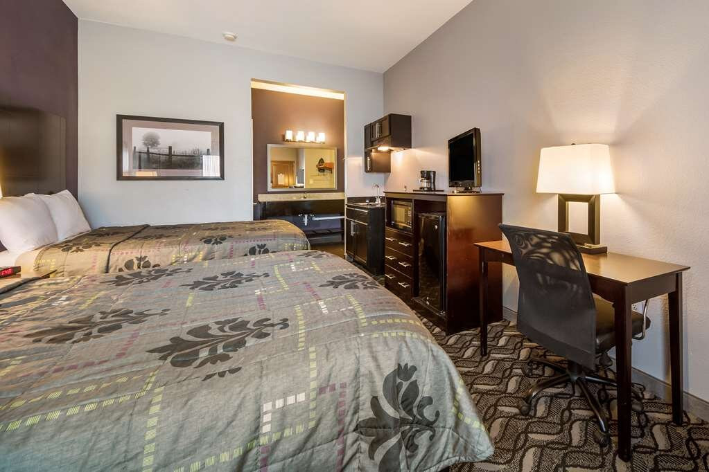 普莱森顿骑士旅馆贝尔蒙特客栈及套房酒店主图