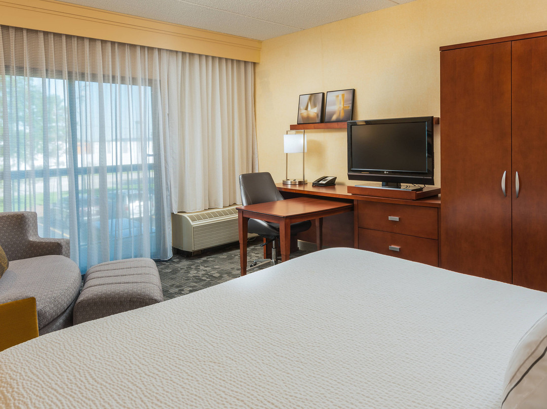 Courtyard by Marriott Chicago Wood Dale/Itasca主图