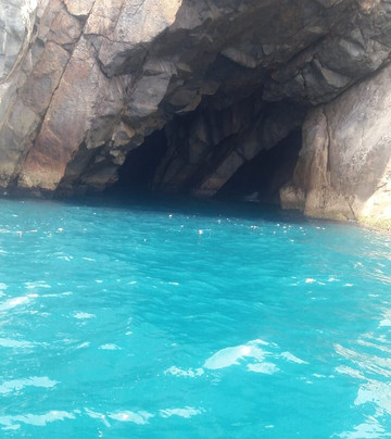 Barco W Mares Tour-阿拉伊阿尔港必去景点