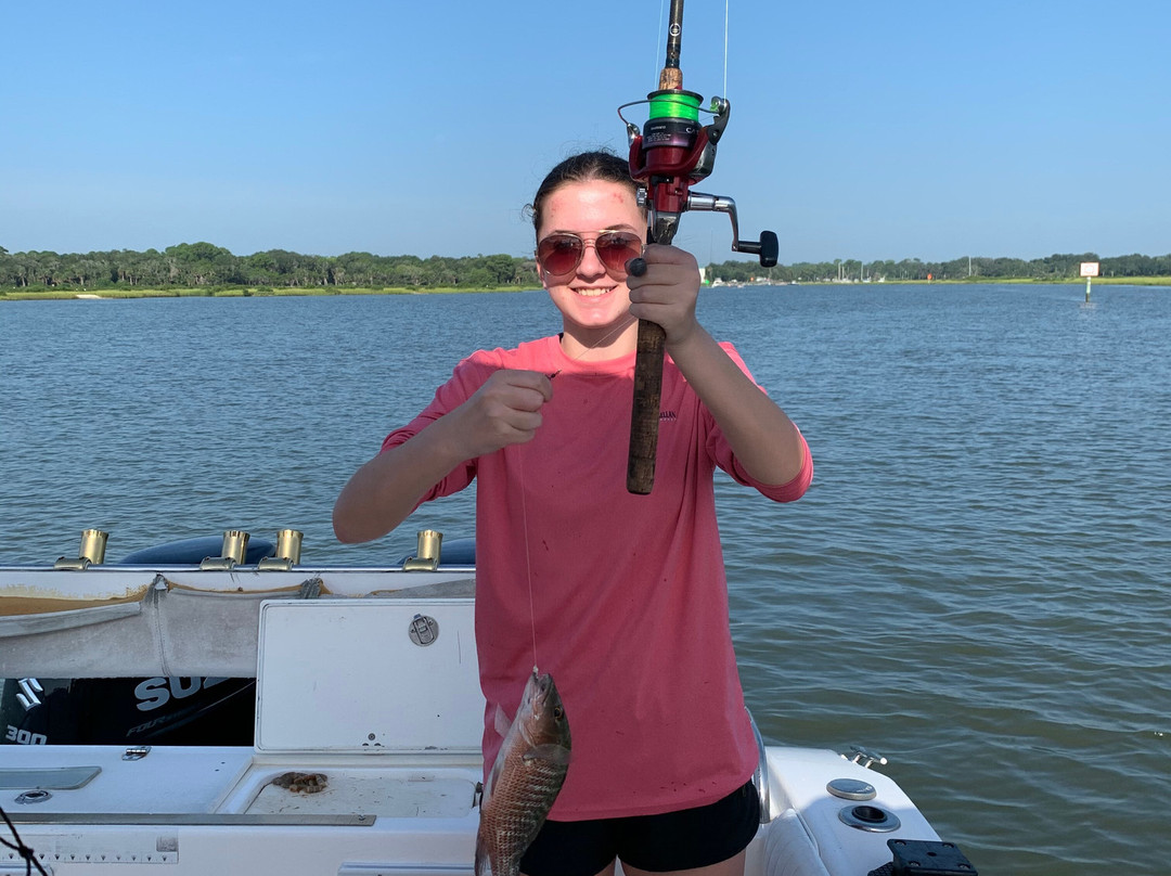 Channel Master Sport Fishing Charter景点图片
